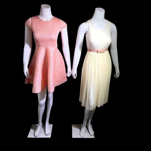 Standing Style Plastic Female Mannequin For Fashion Display Dosage Form: Powder