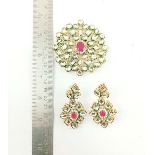 Round Meenakari Kundan Pendant Set