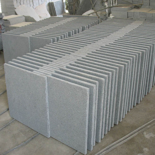 Dark Grey Patios Granite Paving Stone Granite Density: 2800 Kilogram Per Cubic Meter (Kg/M3)