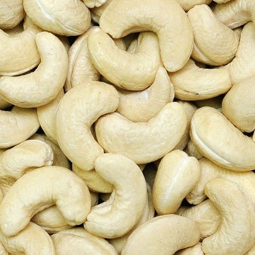 Creamy White Curve Cashew Nuts For Beverage And Sweet