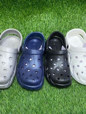 mens crocs