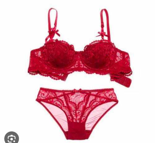 Red Color Stylish And Comfortable Ladies Bra Panty Set at Best