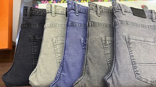 Multi Color Plain Pattern Mens Denim Jeans For Casual Wear