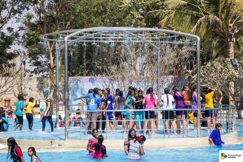 Black Water Amusement Parks Rain Dance Setup