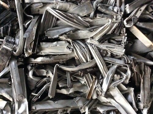 Silver Aluminium Extrusion Scrap