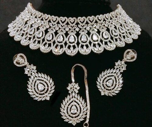 Ladies Diamond Necklace Set For Party Wear