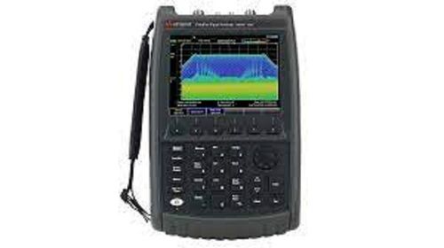 Portable Spectrum Analyzer - 99.99% Accuracy, Made from ABS, Sun-light Readable Screen, Smart Battery Indicator, Rugged and Splash-proof Design