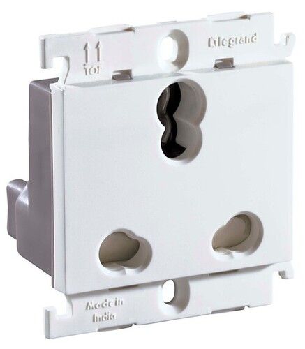 6/16A Socket Legrand Mylinc 675555