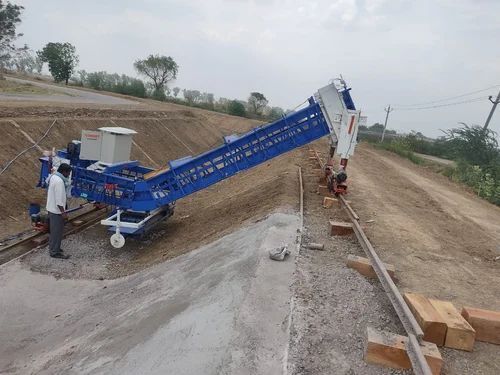 Concrete Electrical Canal Paver Machine For Industrial