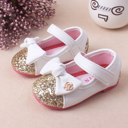 Amazon.com: Children Shoes Girls Sandals Summer New Soft Sole Non Slip  Comfortable Fashion Princess Shoes Bow Little Girl Flip Flops (White, 9-9.5  Years Big Kids) : Clothing, Shoes & Jewelry
