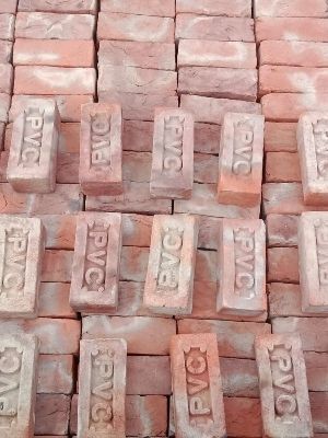 Red Clay Bricks - Solid Rectangular Form, Fire and Water Resistant Properties, Light Weight, Abrasion Resistant