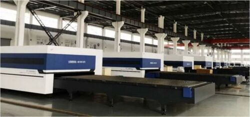 Automatic 3015 6Kw Laser Cutting Machine