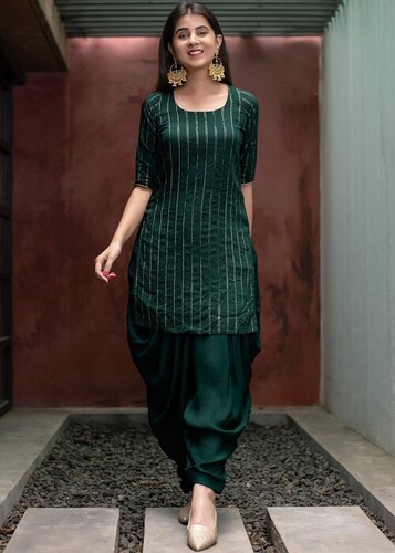 Buy Gleaming Punjabi Patiala Suit With Short Kurti For Women - Ethnic Race-sieuthinhanong.vn
