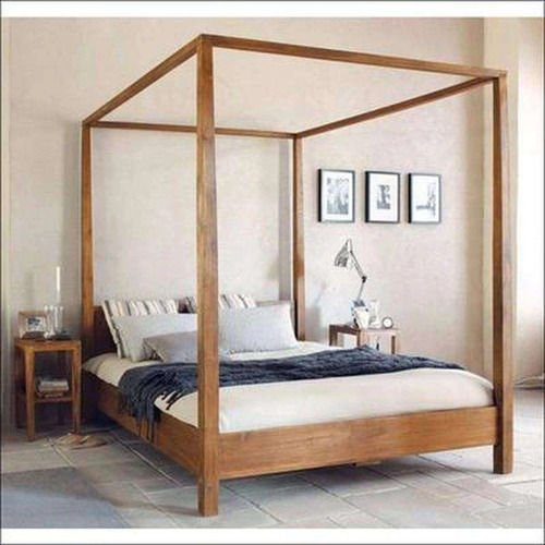 Wooden Poster Bed