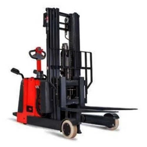 Battery Operated Linde Electric Reach Stacker