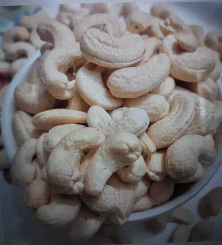 White Cashew Nuts - A Grade Organic Cultivation Type Milky White Color for Sweets and Desserts
