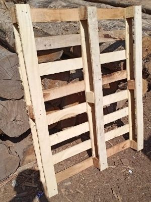 four way wooden pallets