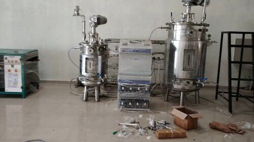 High Performance Laboratory Bioreactors