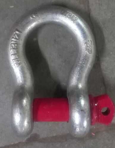 13 Ton Capacity Bow Shackle