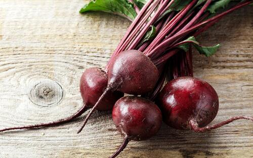 100% Organic Fresh Beetroot