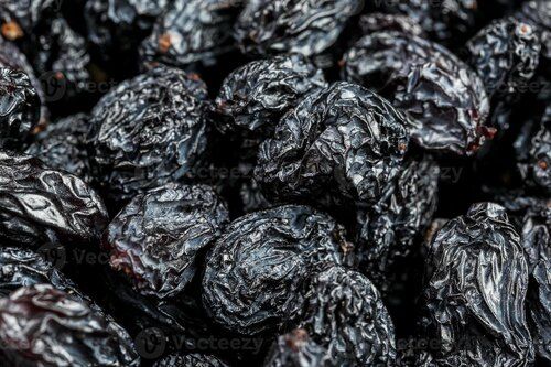 Black Raisins - AAA Grade Whole Dried Fruit, Sun-Dried with Sweet Flavor, 10 kg Bulk Pack, Organic Black Color, 0% Max Moisture, Ideal for Indian Desserts and Snacks