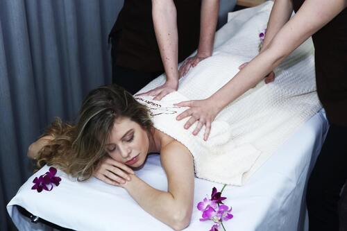 Four Hand Massage In Hyderabad