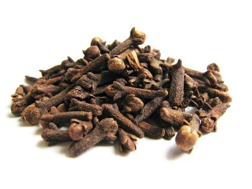 A Grade Common Cultivation Indian Origin 100 Percent Purity Spicy Dried Black Cloves