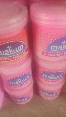 mak-up 