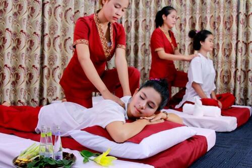 Four Hand Massage In Nagpur