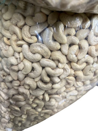 A Grade Nutrient Enriched Healthy 100 Percent Purity White Raw Cashew Nuts