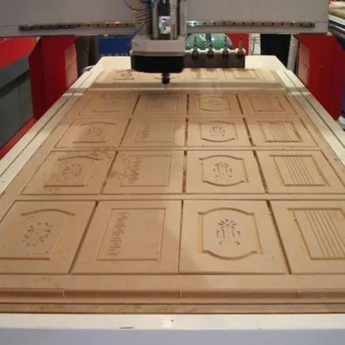 Cnc Wood Carving Machine - Metal Frame, 150 Volt | Automatic, High Precision, High Speed, Vacuum Cleaning System