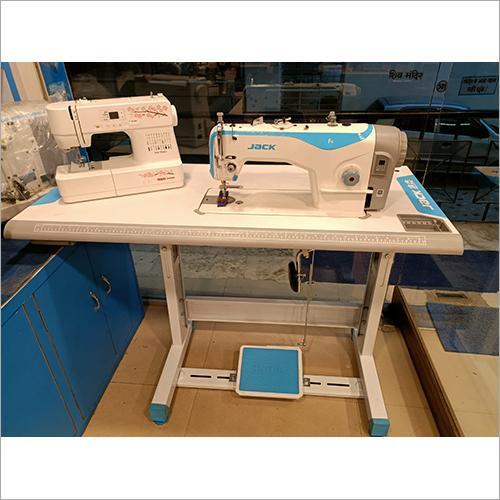 White Semi Automatic Jack F4 Sewing Machine