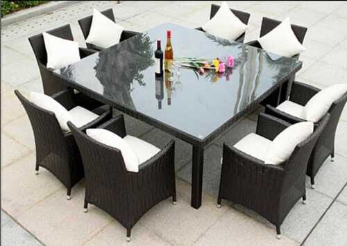 Sturdy Frame Dining Table Set