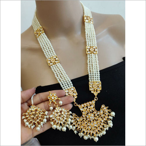 Cosmetic Artificial Jewellery