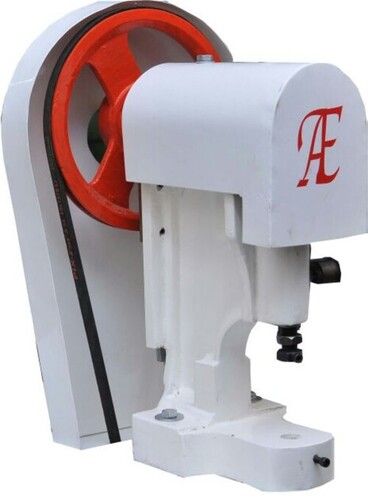 Automatic Rivet Button Attach Machine