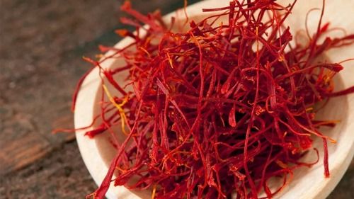 100% Pure Organic And Natural Fresh Saffron For Food