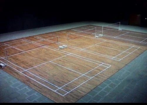 Brown Wooden Badminton Court Flooringgg - Material: Wood