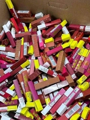 Easy To Use Lipstick Container