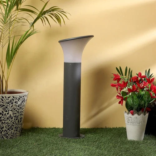 Floor Mounted Decorative Garden Bollards