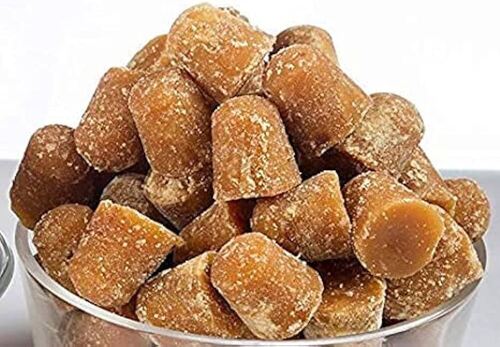 Hygienic Prepared Sweet Jaggery Cubes