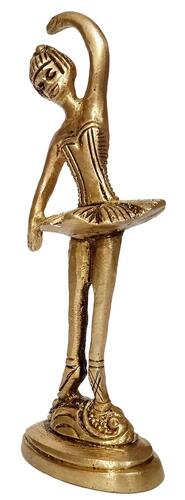 Light Weighted Polished Finish Corrosion Resistant Brass Girl Statue