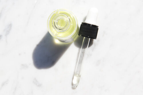 Easy To Apply Skin Glow Serum