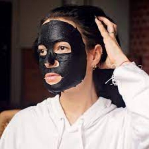 Easy To Apply Charcoal Peel Off Mask