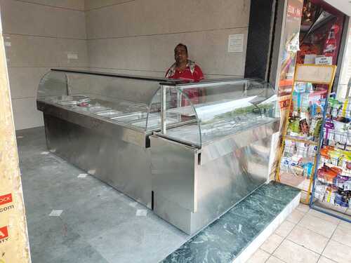 Food Display Counter - Stainless Steel, Rectangular, Polished Finish, Silver Color | Crack Resistant, Fine Finishing, Perfectly Shaped, Made in India