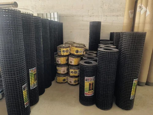 Black Color Mild Steel Material Weld Mesh For Construction And Industrial