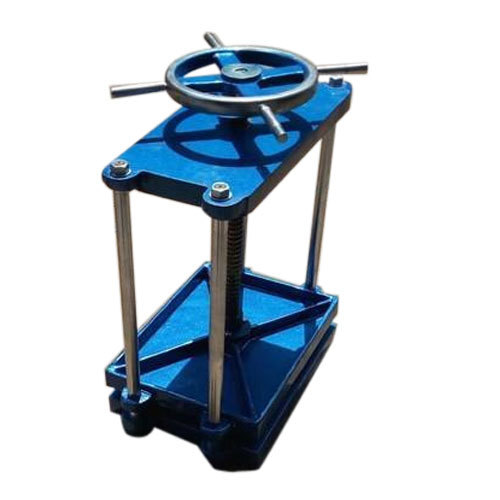 4 Pillar Manual Book Press Machine
