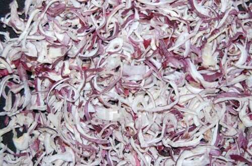 100% Naural And Organic Dehydrated Red onion Flakes