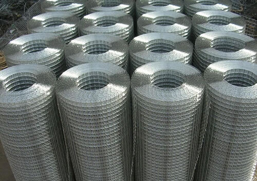 Silver Rectangular Shape Gi Welded Wire Mesh