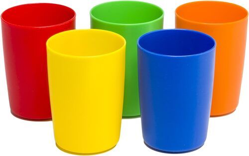 plastic cups   