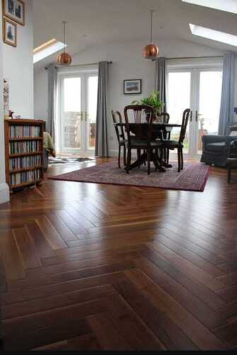 Polished Wooden Flooring Pattern Plain Color Brown